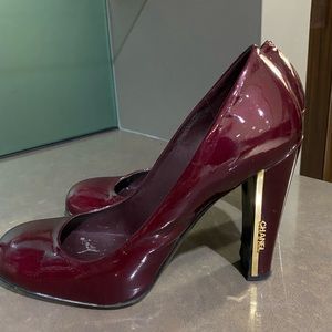 Chanel heel
